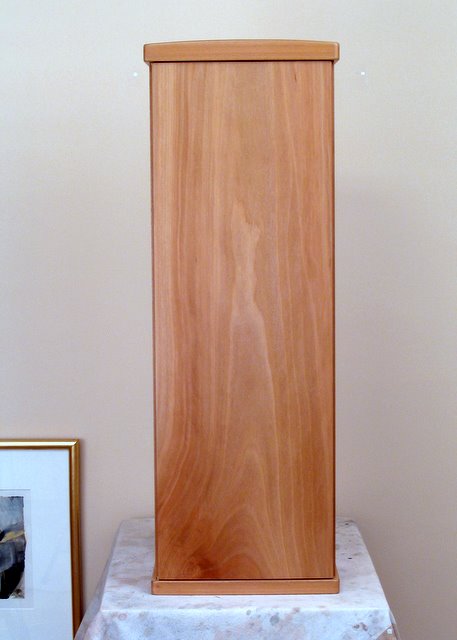 Front  On Pedestal